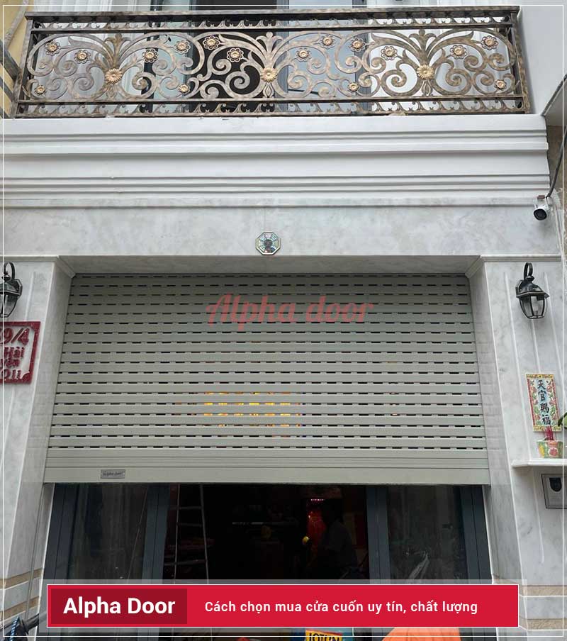 Chọn mua cửa cuốn Alpha Door